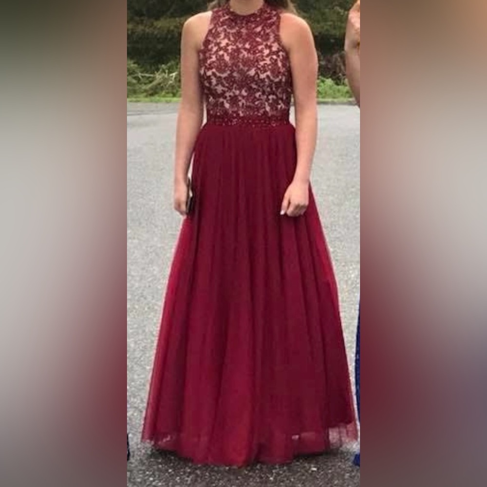 Burgundy/Red prom Dress!